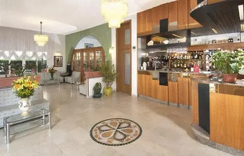 Hotel Saint Tropez Spa & Restaurant Lido Di Savio